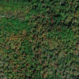 Satellite imagery of Brokedown Cliff, US