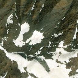 Satellite imagery of Chamabokht Tek, PK