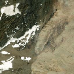 Satellite imagery of Chamabokht Tek, PK