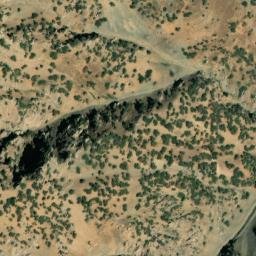 Satellite imagery of Lōl-e Darwāzah, AF