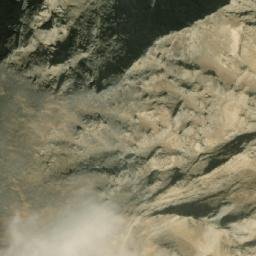 Satellite imagery of Darwāzah-ye Ilān, AF