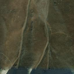 Satellite imagery of Kōtal-e Darah-ye Khāniqāh, AF