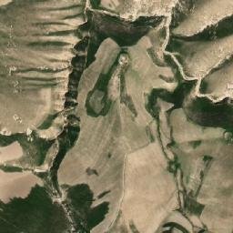Satellite imagery of Posht-e Cheshmeh, AF