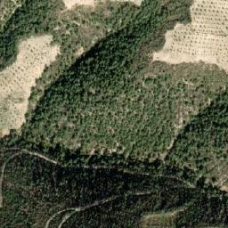 Satellite imagery of Jabal Būz̧ Ḩajarī, SY
