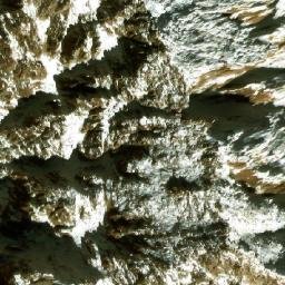 Satellite imagery of Ghāt-e Kalyow, AF