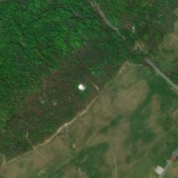 Satellite imagery of Howard Ridge, US