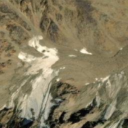 Satellite imagery of Qolleh-ye Sar-e Owshnūgān, AF