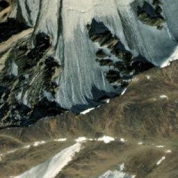 Satellite imagery of Qolleh-ye Sar-e Owshnūgān, AF