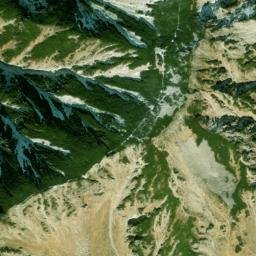 Satellite imagery of 抜戸岳, JP