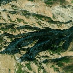 Satellite imagery of 抜戸岳, JP