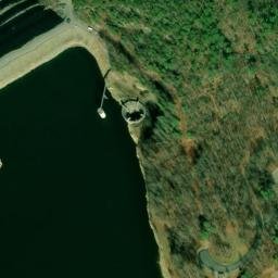 Satellite imagery of Cardens Bluff, US