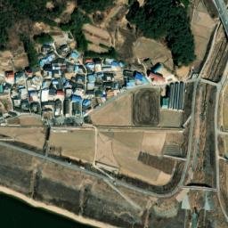 Satellite imagery of Wŏram-jŏng, KR
