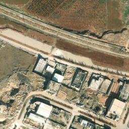 Satellite imagery of Z̧ahrat Karm Bākīr, SY