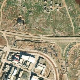 Satellite imagery of Z̧ahrat Karm Bākīr, SY