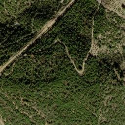 Satellite imagery of Irhil Bou Khemis, DZ