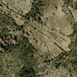 Satellite imagery of Irhil Bou Khemis, DZ