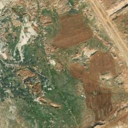 Satellite imagery of Z̧ahrat Karm Bākīr, SY
