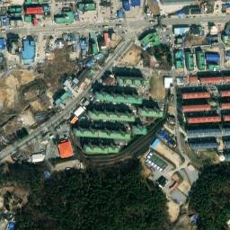 Satellite imagery of Yeongillu, KR