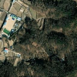 Satellite imagery of Pyŏrak-pawi, KR