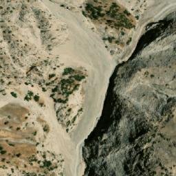 Satellite imagery of Gardanah-ye Siyāhzow, AF