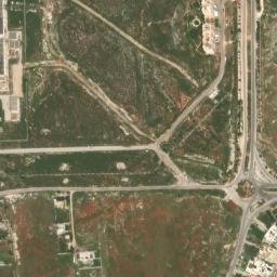 Satellite imagery of Z̧ahrat al Mazīyah, SY