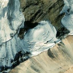 Satellite imagery of Kōh-e Līwzakhm, AF