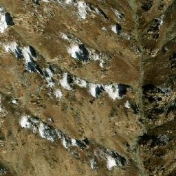 Satellite imagery of Kūh-e Daryā Mazāṟ, AF
