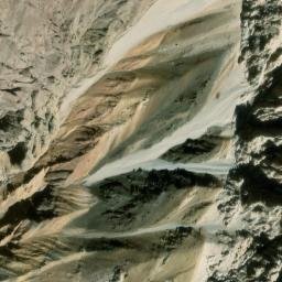 Satellite imagery of Madalo Dhar, PK