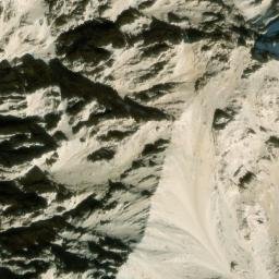 Satellite imagery of Madalo Dhar, PK