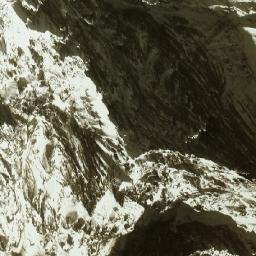 Satellite imagery of Qal‘ah-ye Sorkhī, AF