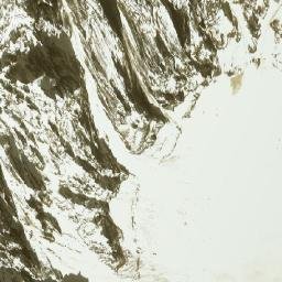 Satellite imagery of Qal‘ah-ye Sorkhī, AF