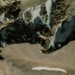 Satellite imagery of Kōh-e Parandāz, AF