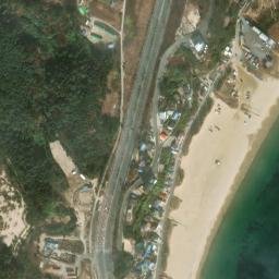 Satellite imagery of Yŏnam-gap, KR