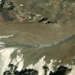 Satellite imagery of Kōh-e Sar-e Yamak, AF