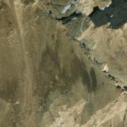 Satellite imagery of Kōh-e Darah-ye Kirch, AF