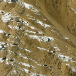 Satellite imagery of Kōh-e Mundah-ye Malik, AF
