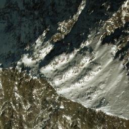 Satellite imagery of Kōh-e Sar-e Yamak, AF