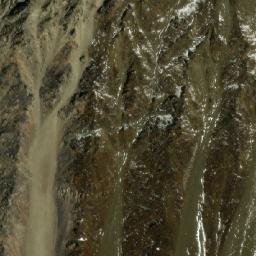 Satellite imagery of Kōh-e Sar-e Yamak, AF