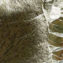 Satellite imagery of Kōh-e Mīānah-ye Rubāghūn wa Yamak, AF