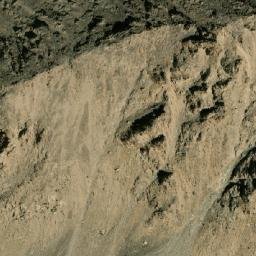 Satellite imagery of Kōh-e Dargow-e Panayr, AF