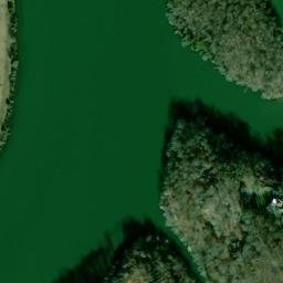 Satellite imagery of Hewitt Bluff, US