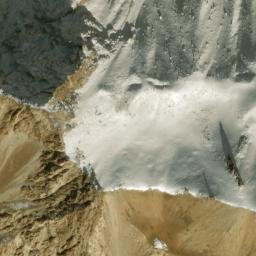 Satellite imagery of Shākh-e Āwāragī, AF
