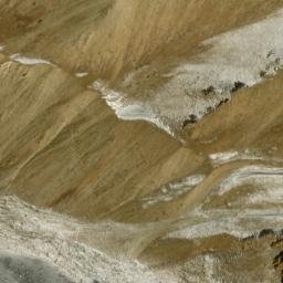 Satellite imagery of Shākh-e Āwāragī, AF