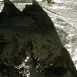 Satellite imagery of Kamar-e Ḩowẕ-e Kabūd, AF