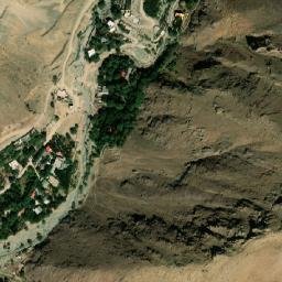 Satellite imagery of Ma‘dan-e Rūbāz Sang-e Afjeh, IR