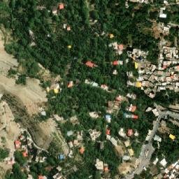 Satellite imagery of Ma‘dan-e Rūbāz Sang-e Afjeh, IR