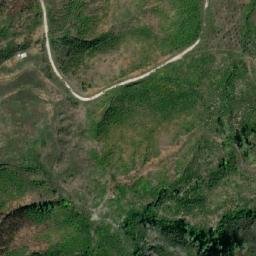 Satellite imagery of Jabal Ḩalfūn, SY