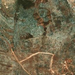 Satellite imagery of Wa‘rat al Khanāzīr, SY