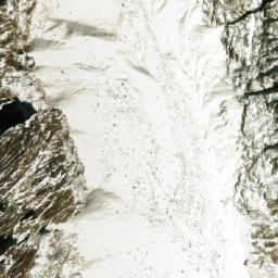 Satellite imagery of Kōh-e Qalāt-e Shākh, AF