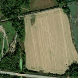 Satellite imagery of Grinder Bluff, US